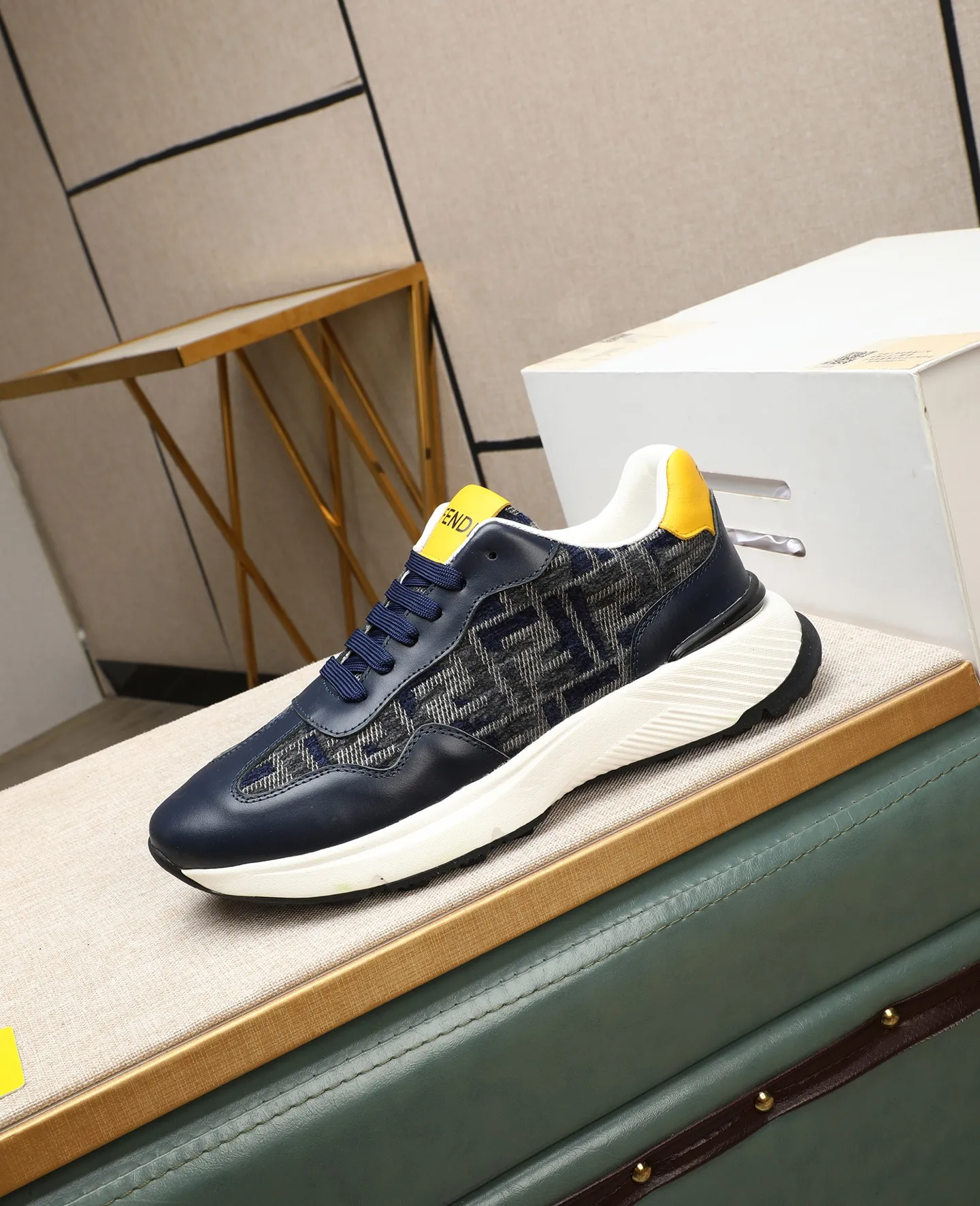 Men's shoes 💰460🕷🕷[FENDI] Fendi fashionable casual men's shoes 🇨🇳Original official website 1:1 model opening, new models are available first 💯Not high-profile but avant-garde, simple About low-key and fashionable, super versatile style 🌿 Made of original cowhide ➕ Pigskin lining 🎋 The version is comfortable on the feet, so rigorous for any small place, and the workmanship is first-class 🍍38-44 Large quantities in stock